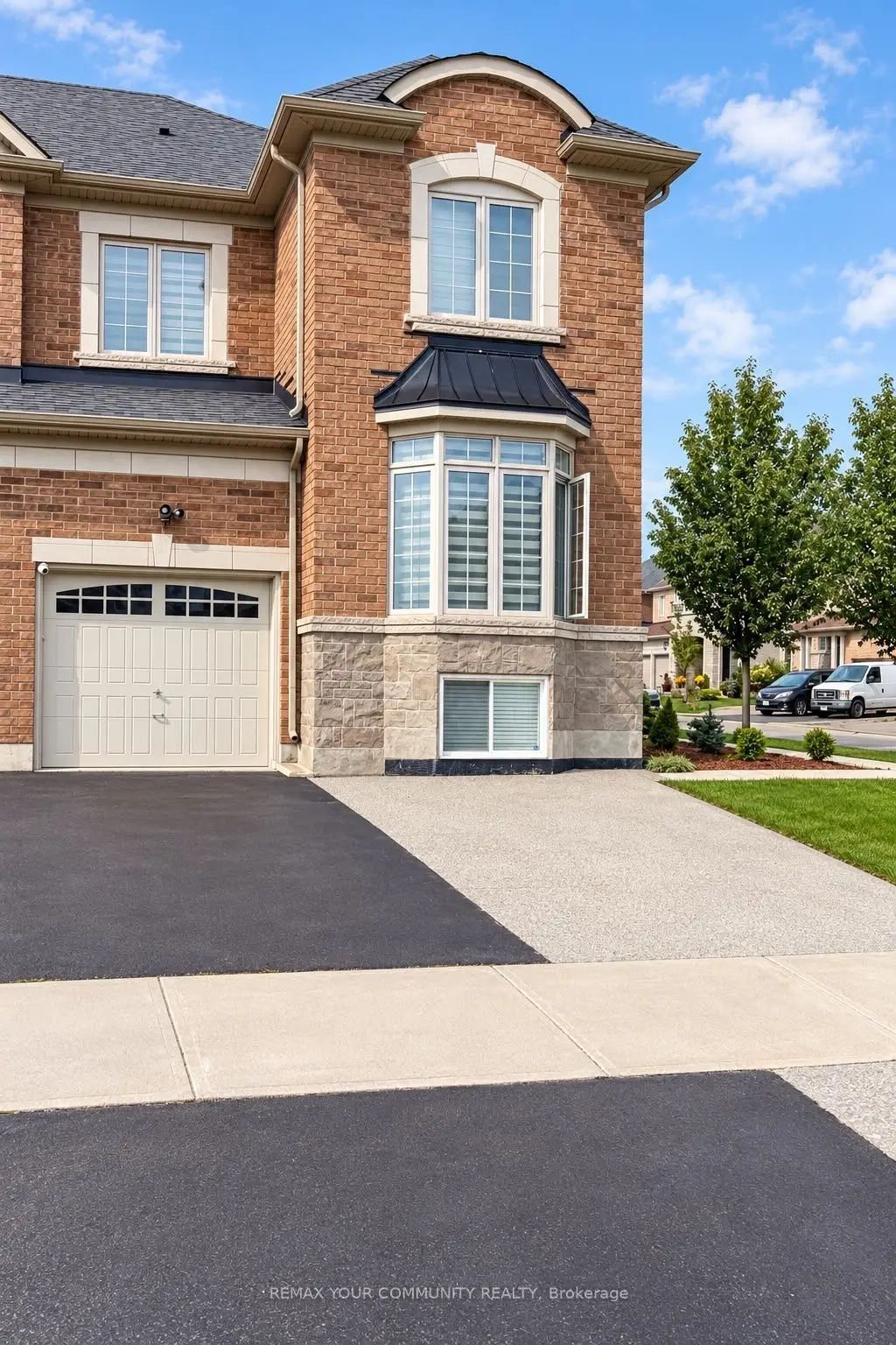 51 Cayton Crescent Lower, Bradford West Gwillimbury