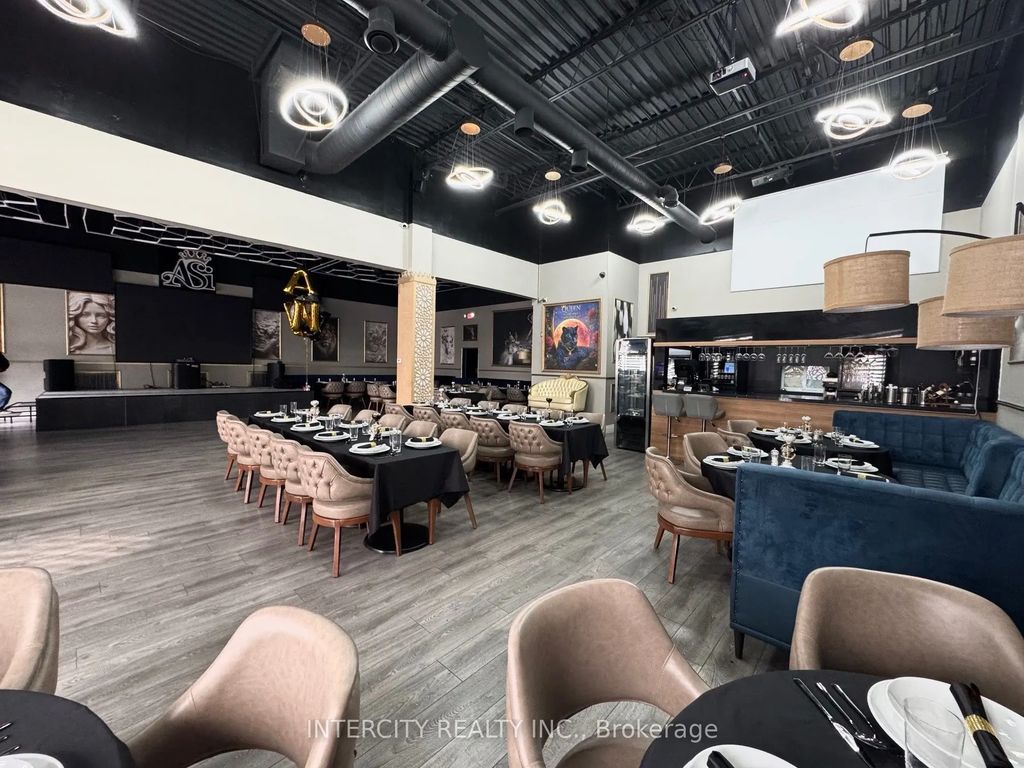 2100 Steeles Avenue W 3, Vaughan