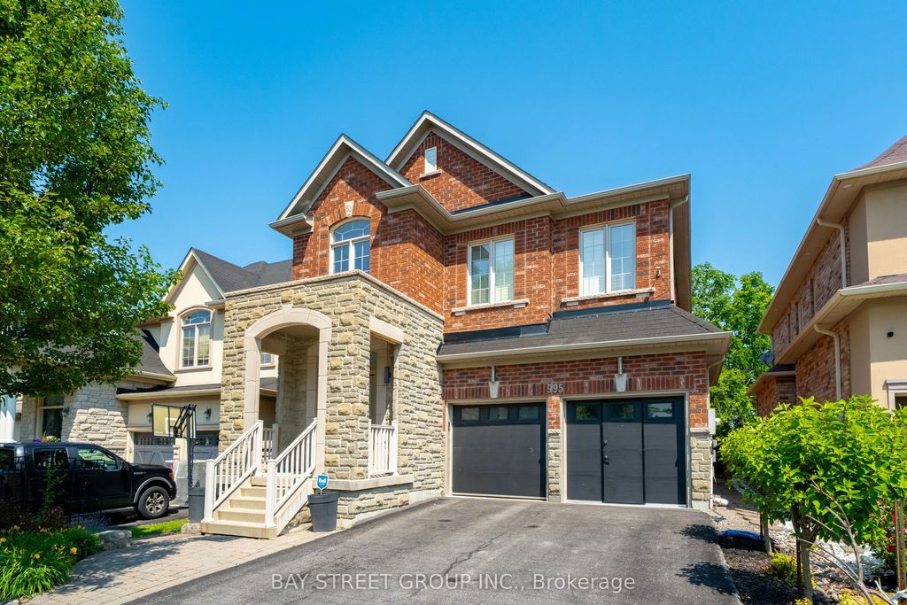 995 Nellie Little Crescent, Newmarket