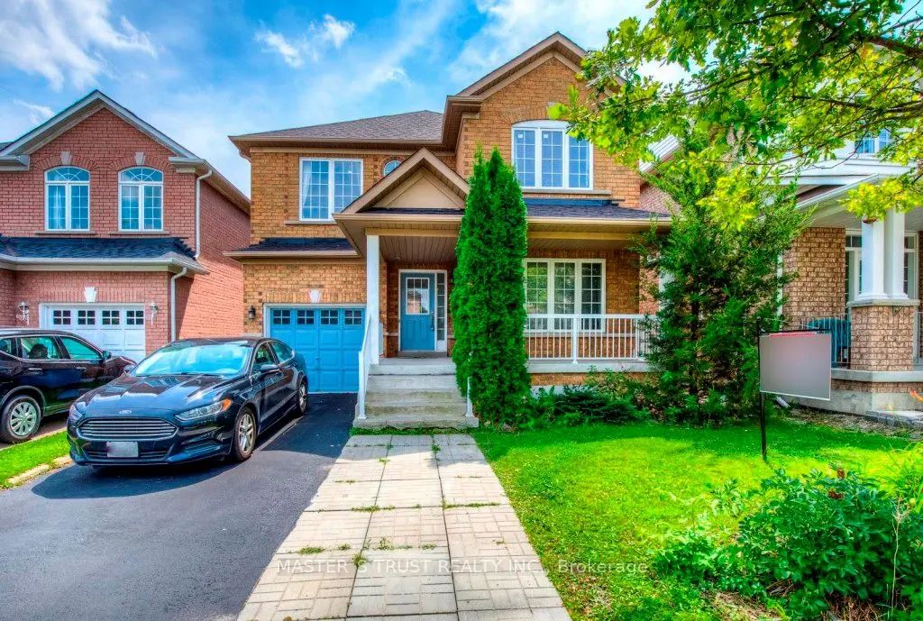 626 Society Crescent, Newmarket