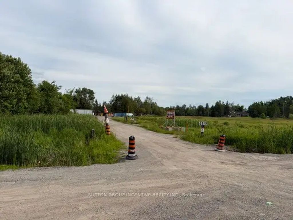 2513 Innisfil Beach Road, Innisfil