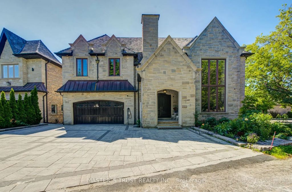 727 Sunset Beach Road, Richmond Hill