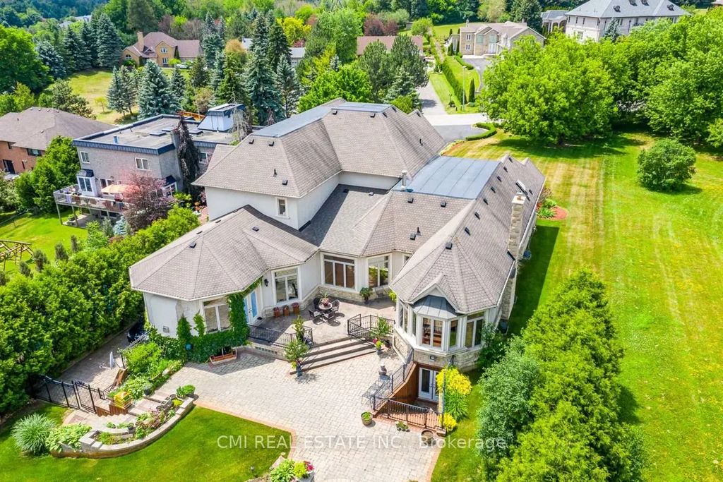 776 Woodland Acres Crescent, Vaughan