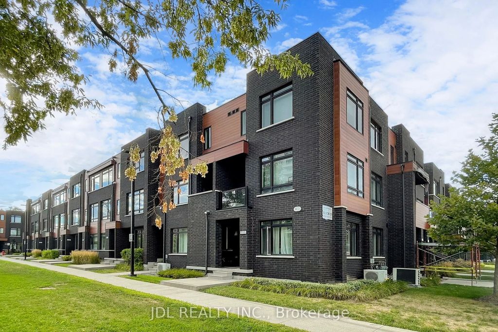 370 Red Maple Road 112, Richmond Hill