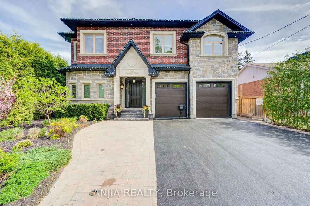 452 Fernleigh Circle S, Richmond Hill