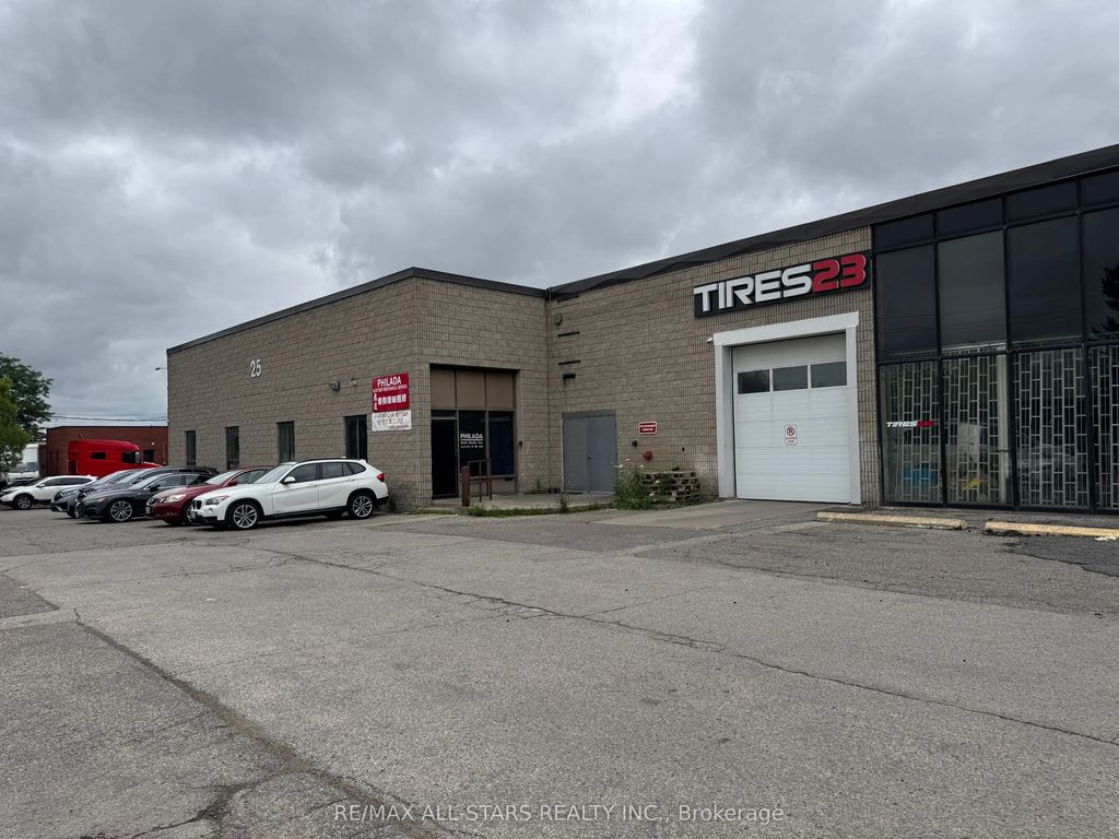 25 Heritage Road 11, Markham