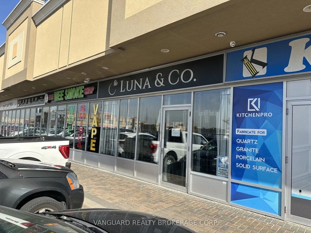9100 Jane Street 28, Vaughan