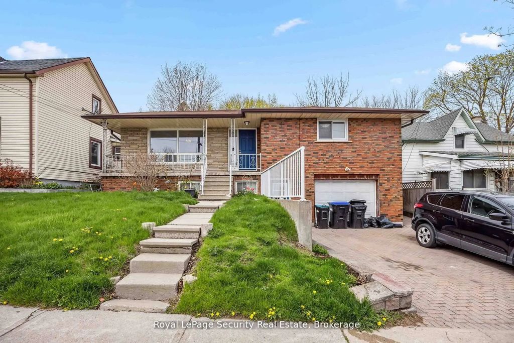 97 John Street E 2, Bradford West Gwillimbury