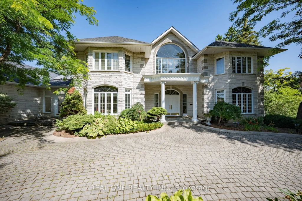 14 Alm Court, Aurora