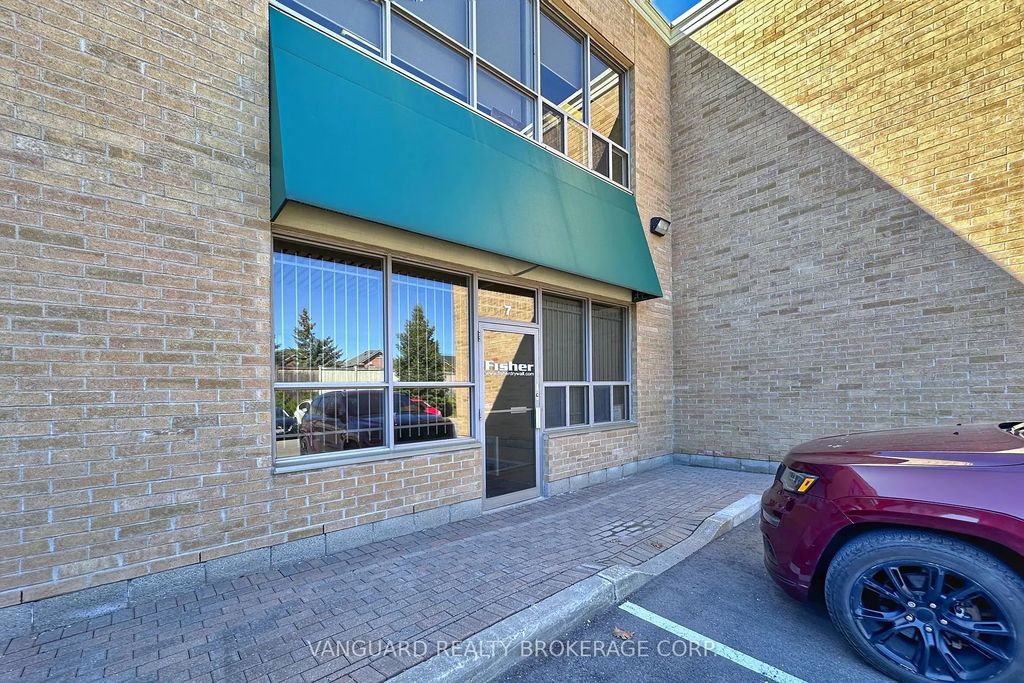 411 Confederation Parkway 7, Vaughan