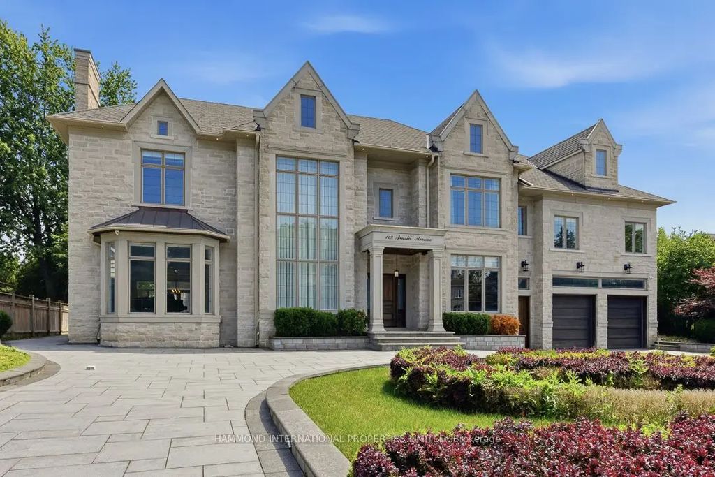129 Arnold Avenue, Vaughan