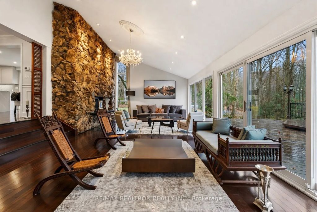 14038 Bayview Avenue, Aurora