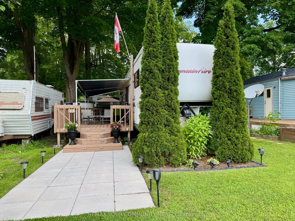285 Crydermans Side Road 33, Georgina