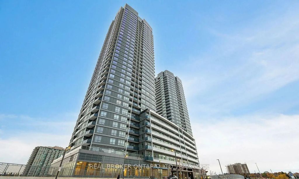 50 Upper Mall Way 2009, Vaughan