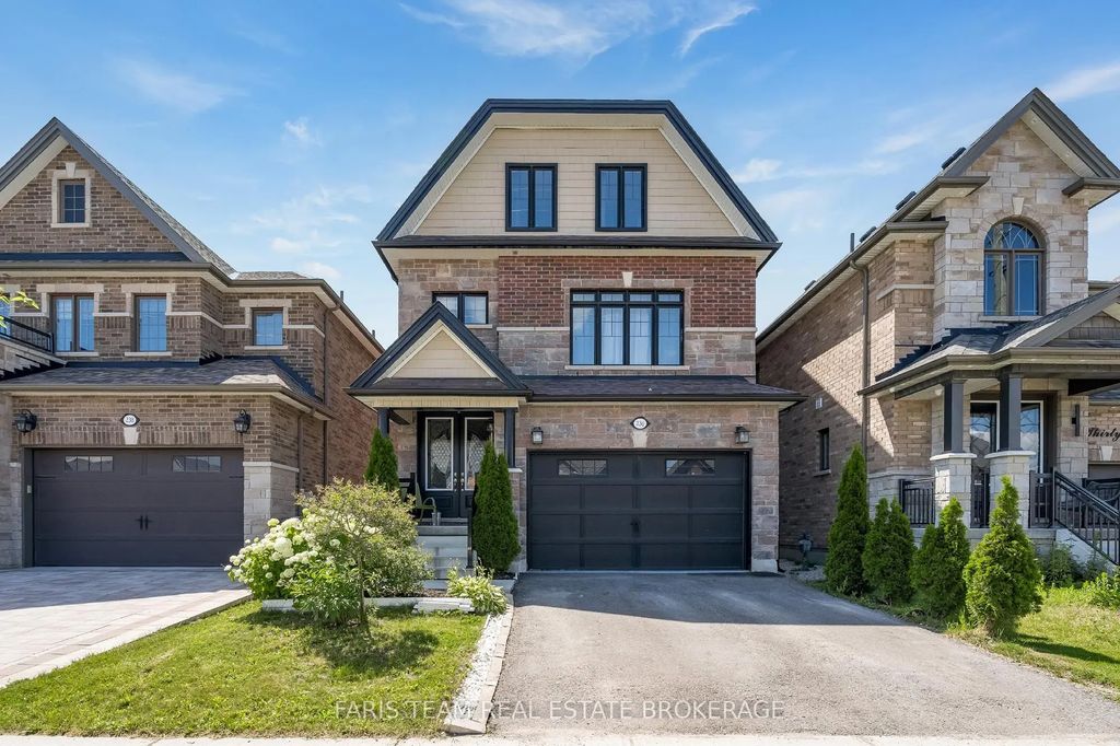 236 Eighth Avenue, New Tecumseth