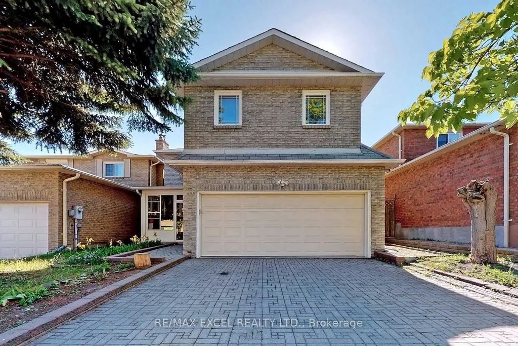 30 Marion Crescent, Markham