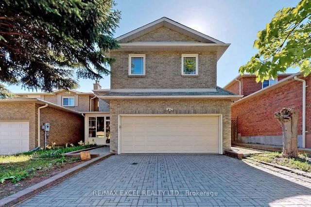 30 Marion Crescent, Markham