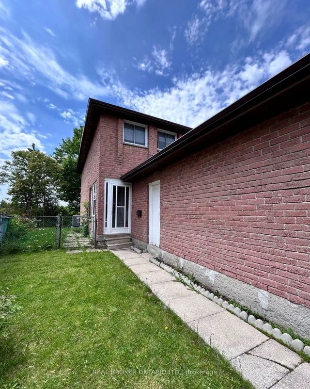 54 Tiffany Crescent, Markham