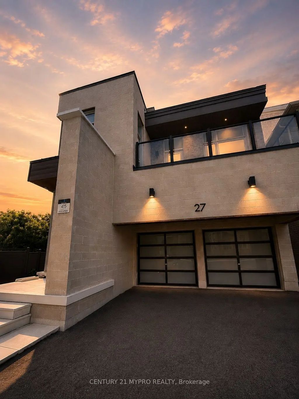 27 Milky Way Drive, Richmond Hill