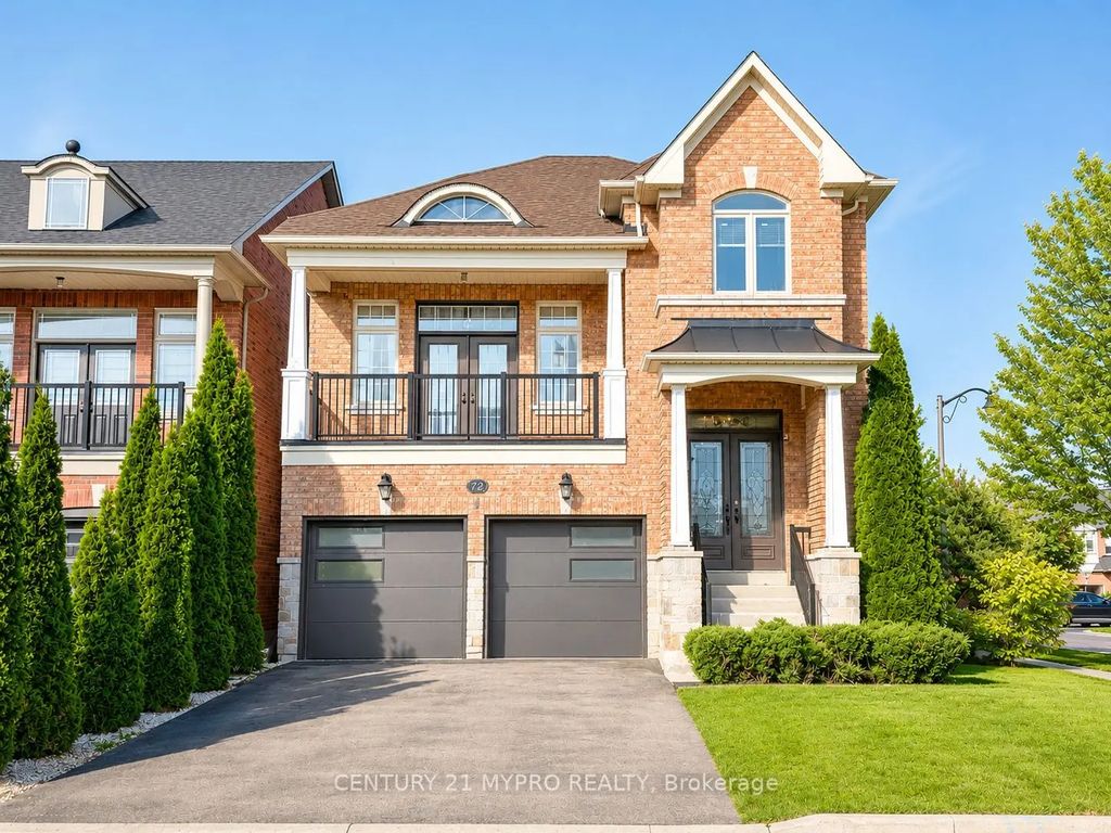 72 Vandervoort Drive, Richmond Hill