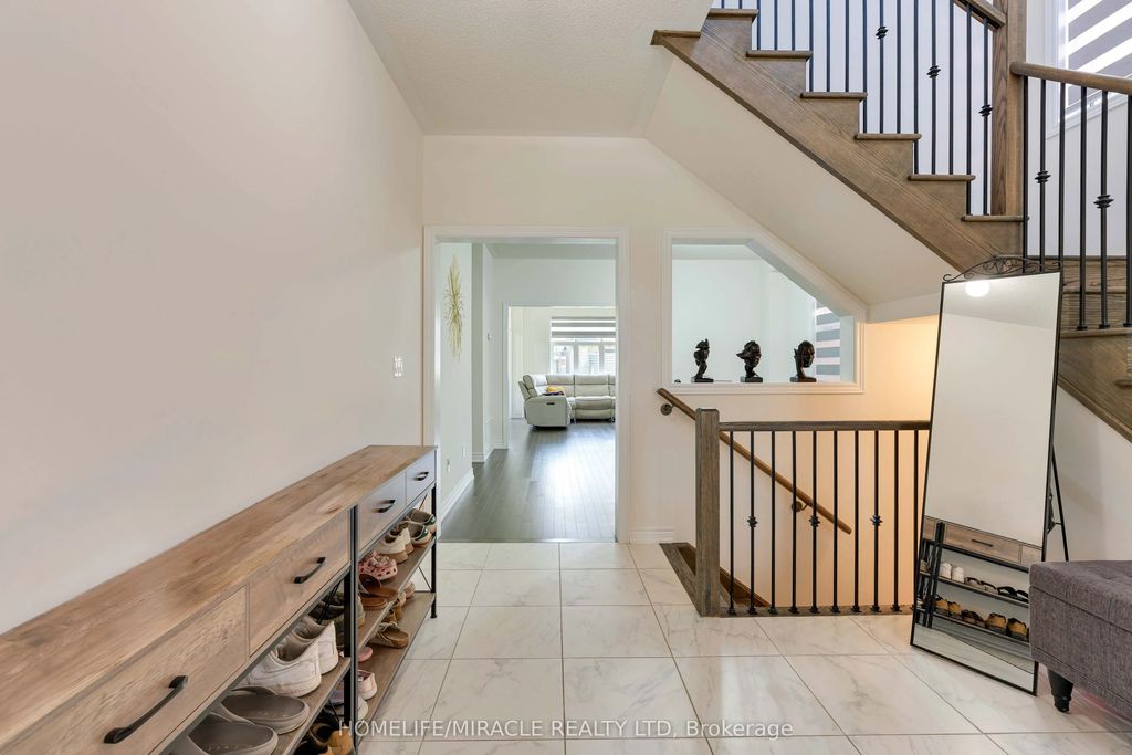1429 Davis Loop, Innisfil