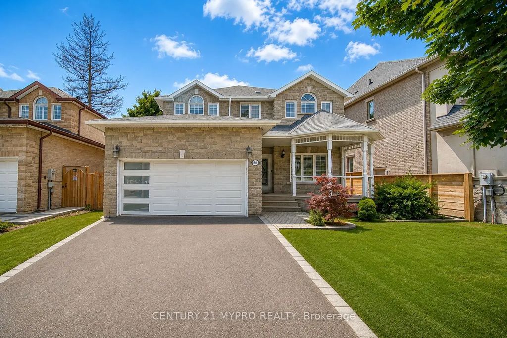98 Leyburn Avenue, Richmond Hill