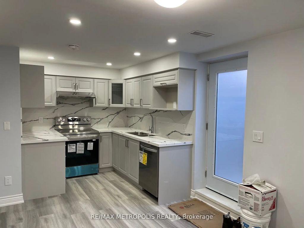 272 Cornell Park Avenue Bsmt, Markham