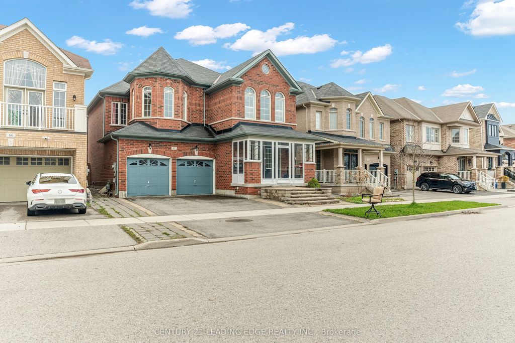 62 Creekland Avenue, Whitchurch-Stouffville
