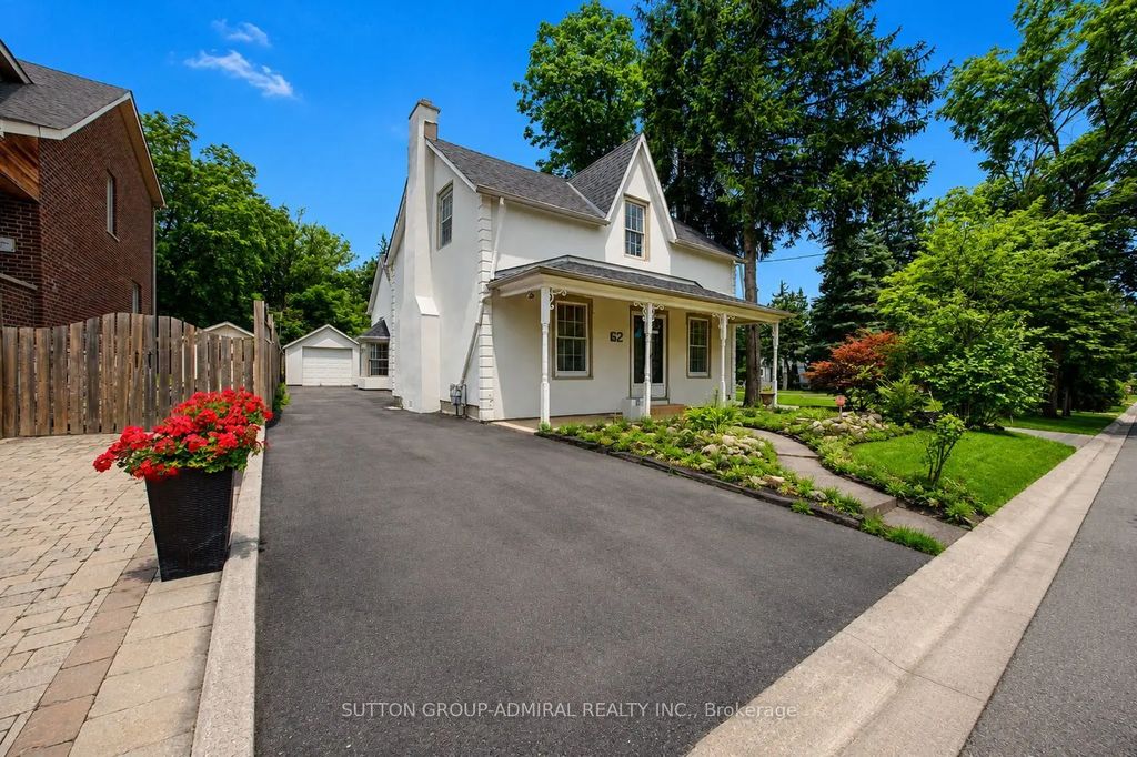 62 Centre Street W, Richmond Hill
