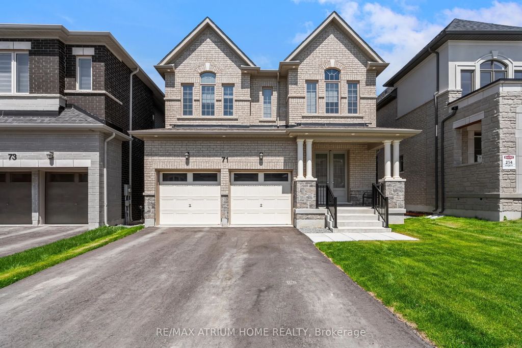 71 Silk Twist Drive, East Gwillimbury