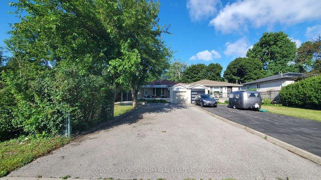 2 Robinson Street, Markham