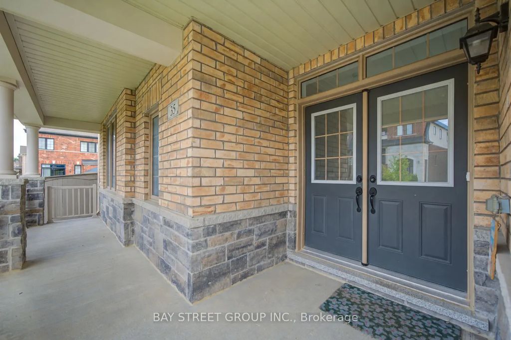35 Brownsberger Road, Whitchurch-Stouffville