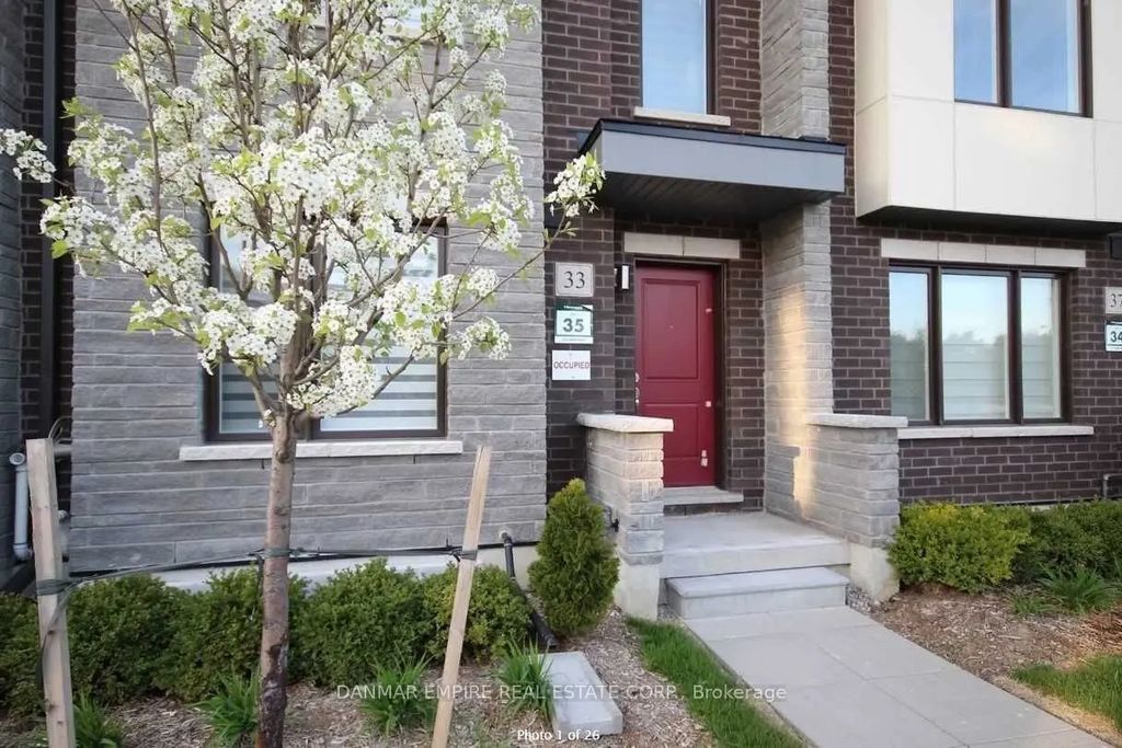 33 Cohen Way, Vaughan