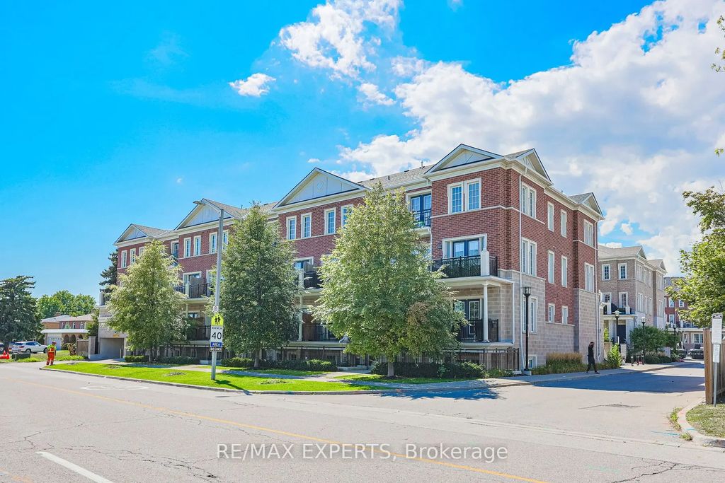 26 Bruce Street W B11, Vaughan