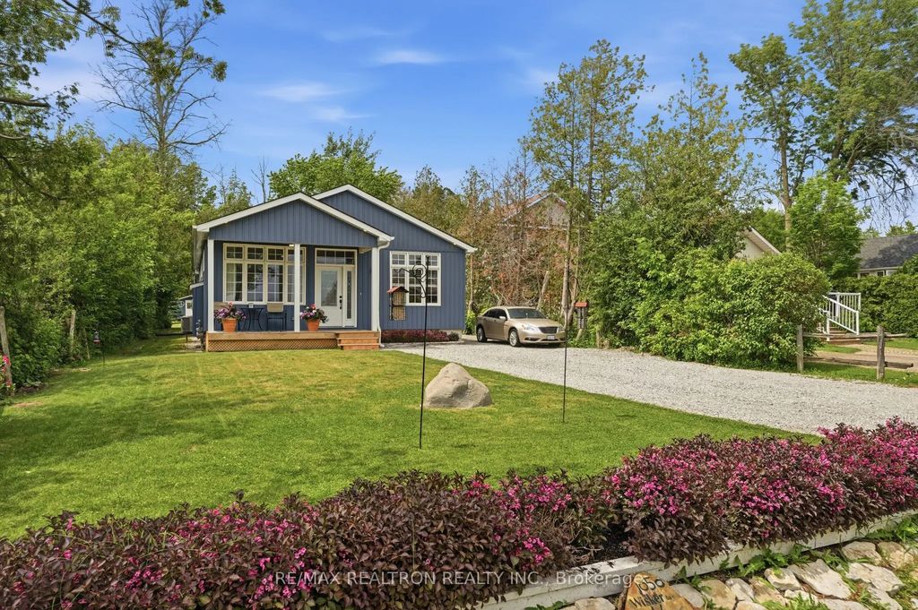 1050 Wisker Avenue, Innisfil