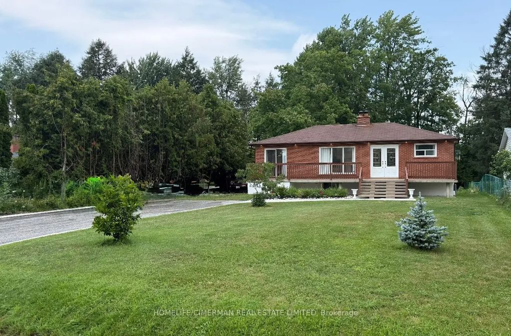 678 Trinity Street, Innisfil