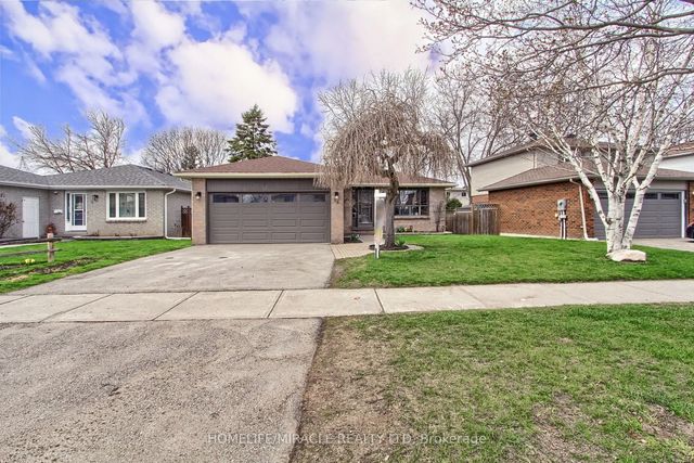 30 Northgate Drive, Bradford West Gwillimbury
