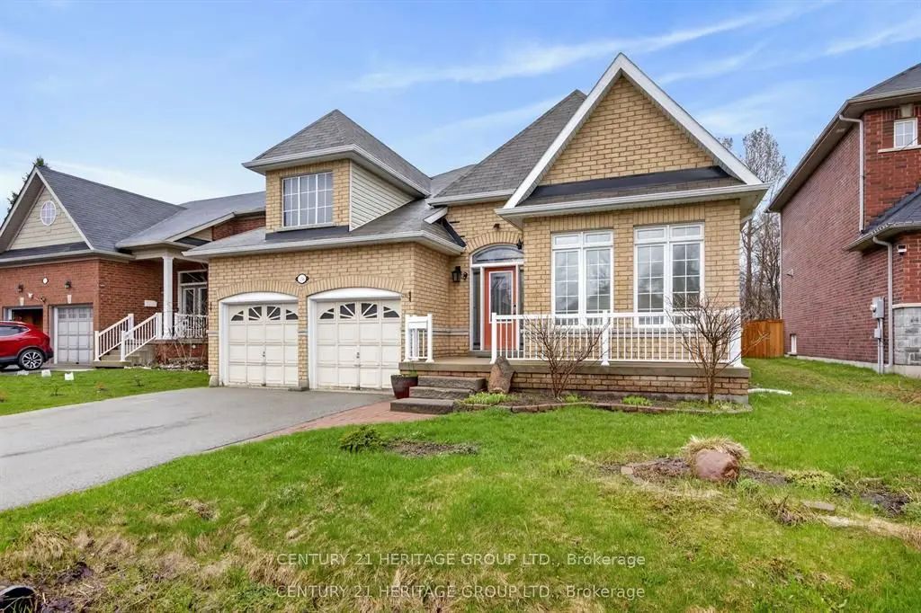 136 Riveredge Drive, Georgina
