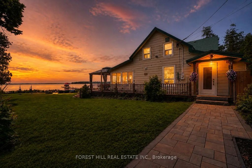 1031 Wisker Avenue, Innisfil