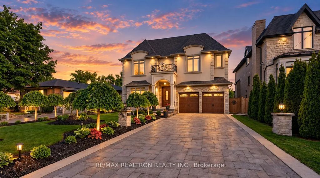 374 Elmwood Avenue, Richmond Hill