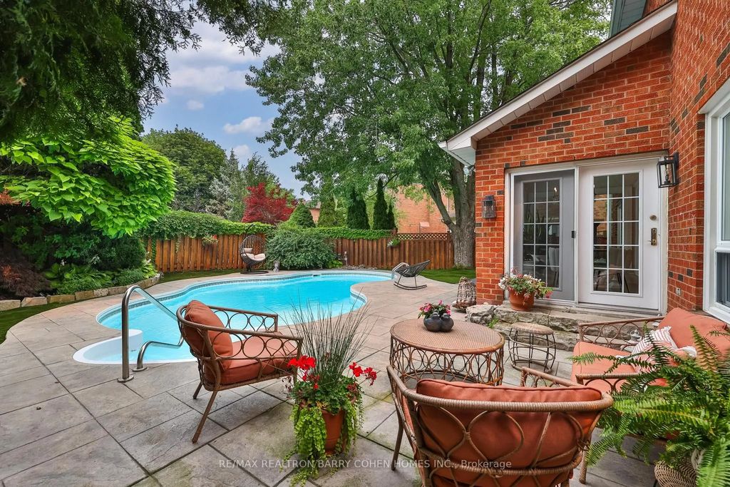 4 Hashbury Place, Markham