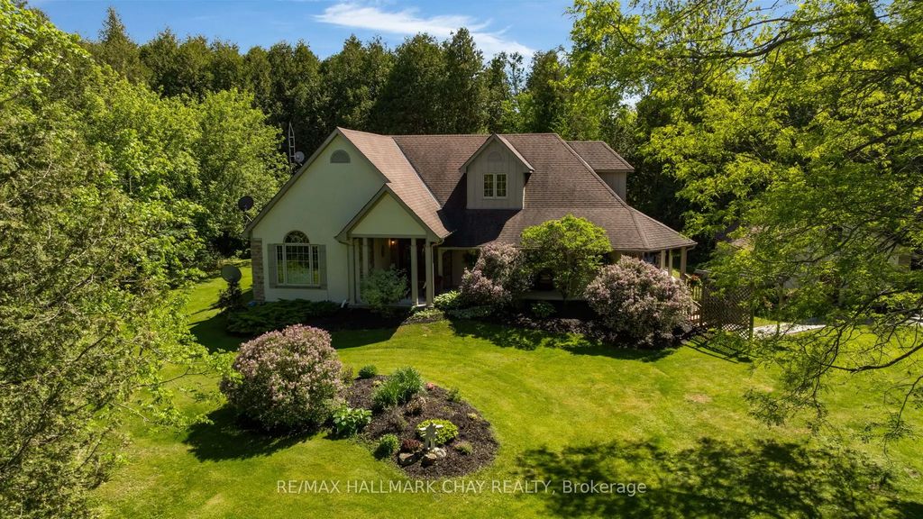 381 Regional 8 Road, Uxbridge