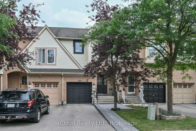97 Mugford Road, Aurora