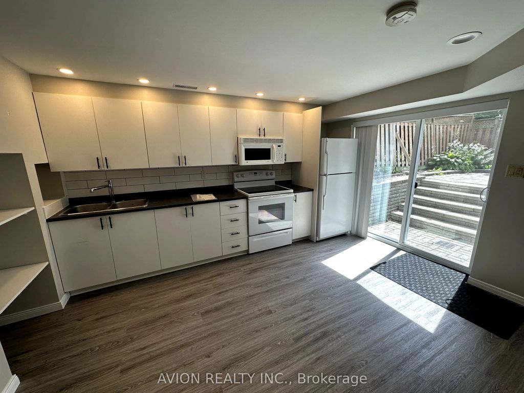 38 Rush Road Bsmt, Aurora