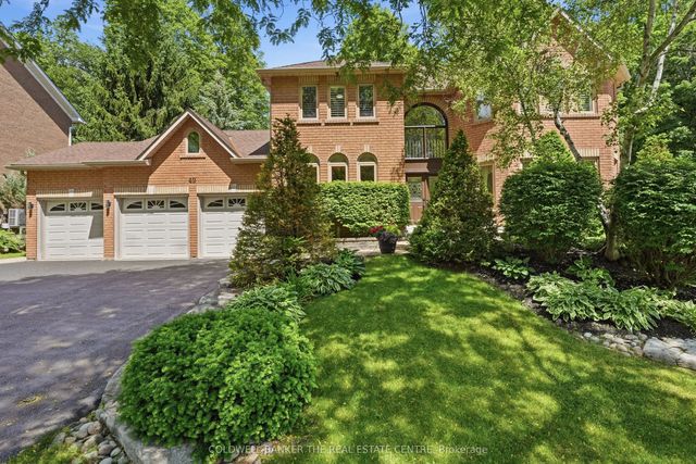 49 Falling Leaf Court, Aurora