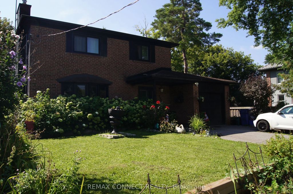 750 Gorham Street, Newmarket