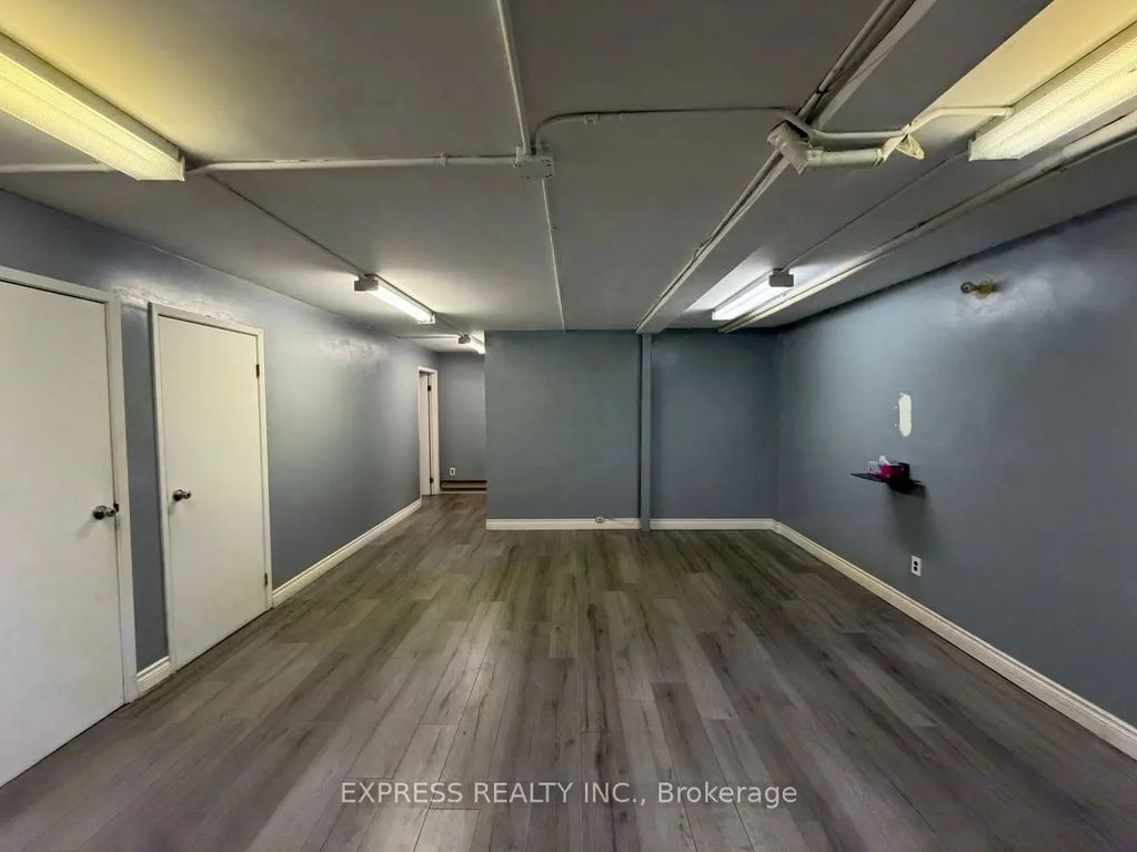 8300 Yonge Street East Bsmt, Vaughan
