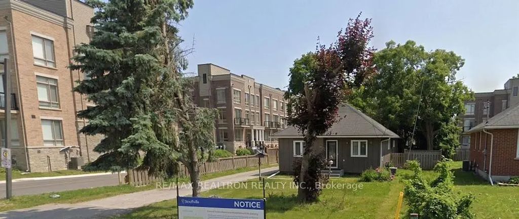 6835 Main Street, Whitchurch-Stouffville