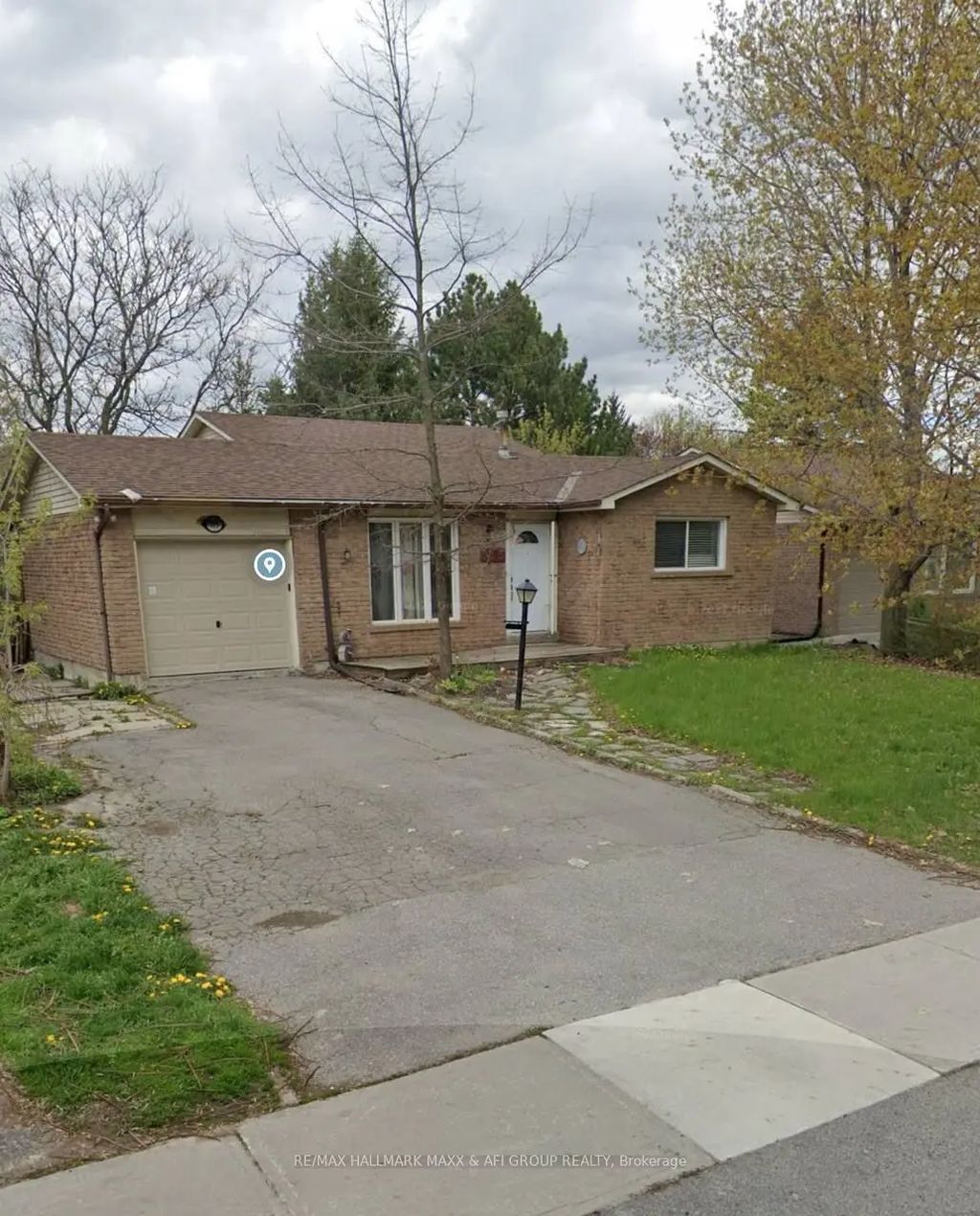715 Mountview Place Basement, Newmarket