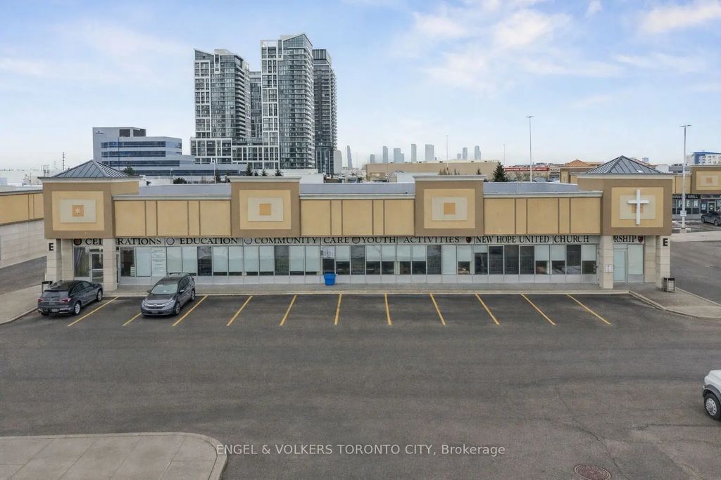 9100 Jane Street 40, Vaughan